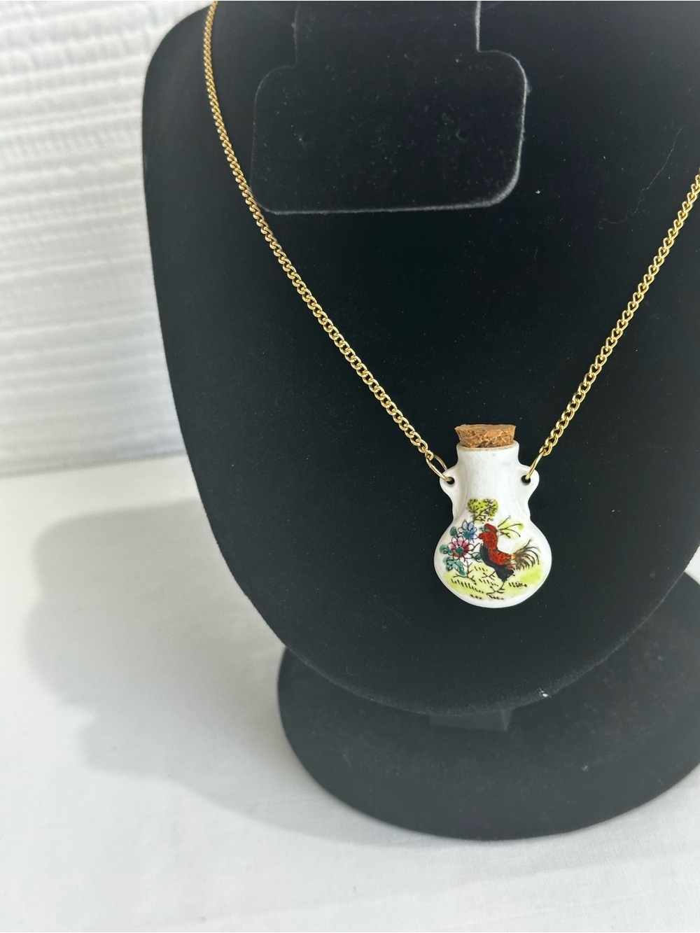 VTG Porcelain Perfume Bottle Necklace Rooster  Missing Original Stopper